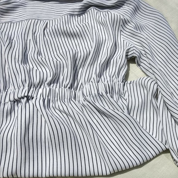 Windsor, Shirt Dress, white with white black pinstripe, sexy dress - Picture 2 of 5